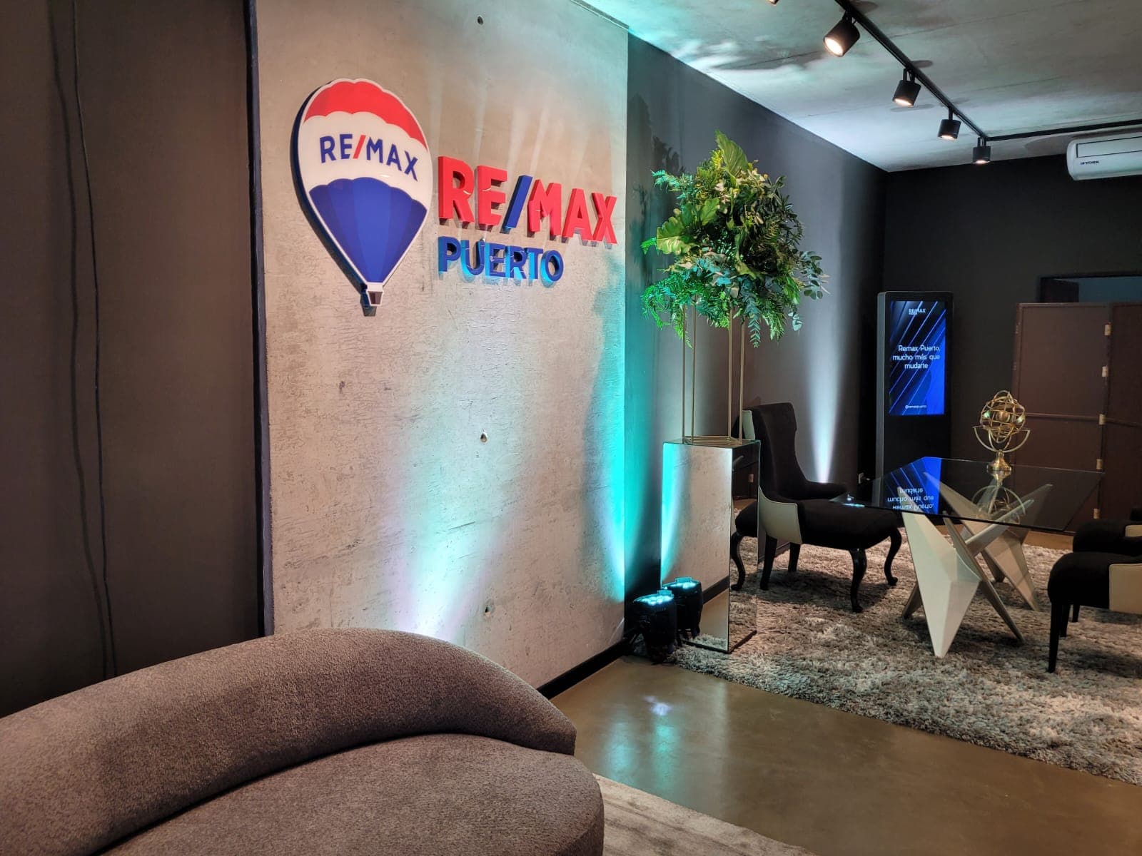 RE/MAX Puerto: señalética digital, vista 7