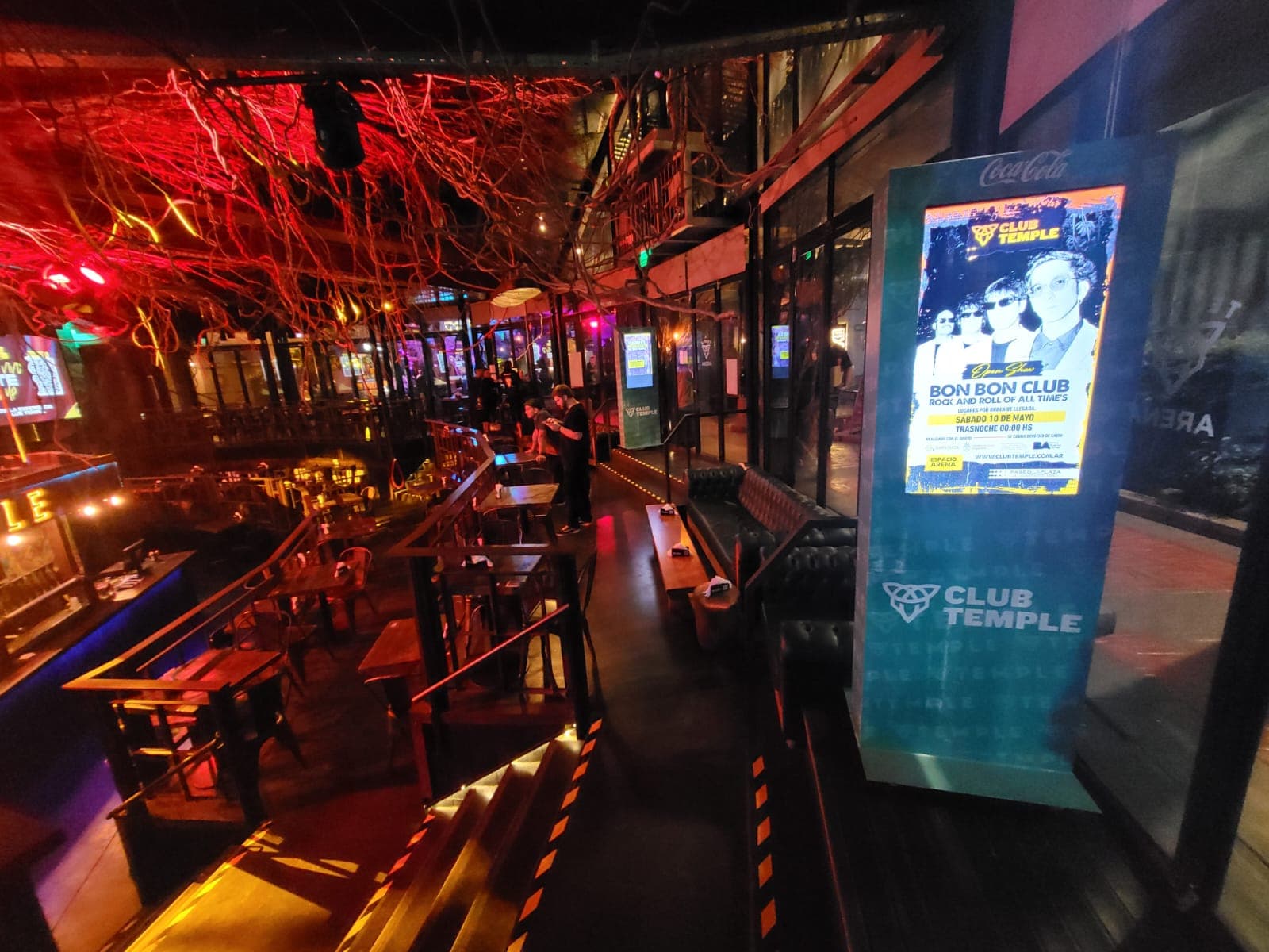 Club Temple + Coca-Cola: hospitalidad, vista 4